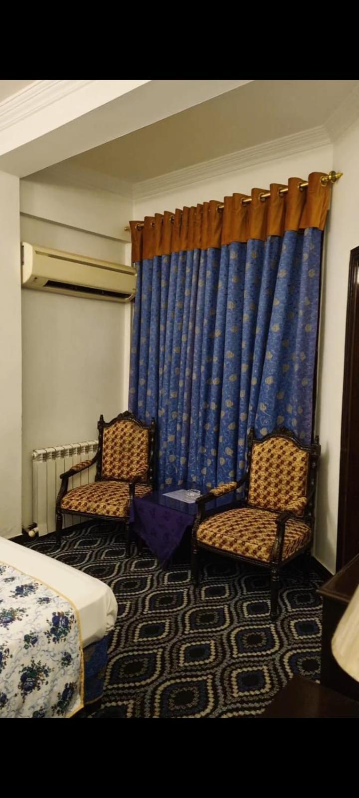 Grace Crown Hotel 이슬라마바드 외부 사진